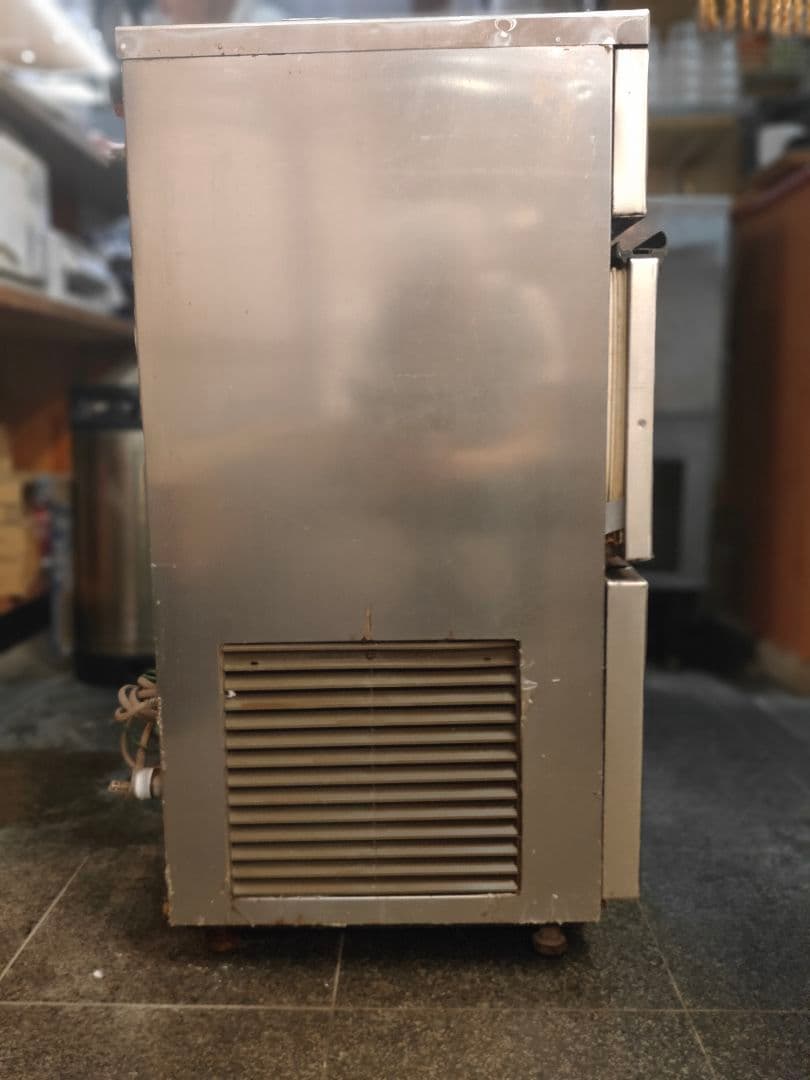 【氷の錬金術師⠀】ホシザキ製氷機 IM-25L-1 製造番号K11371