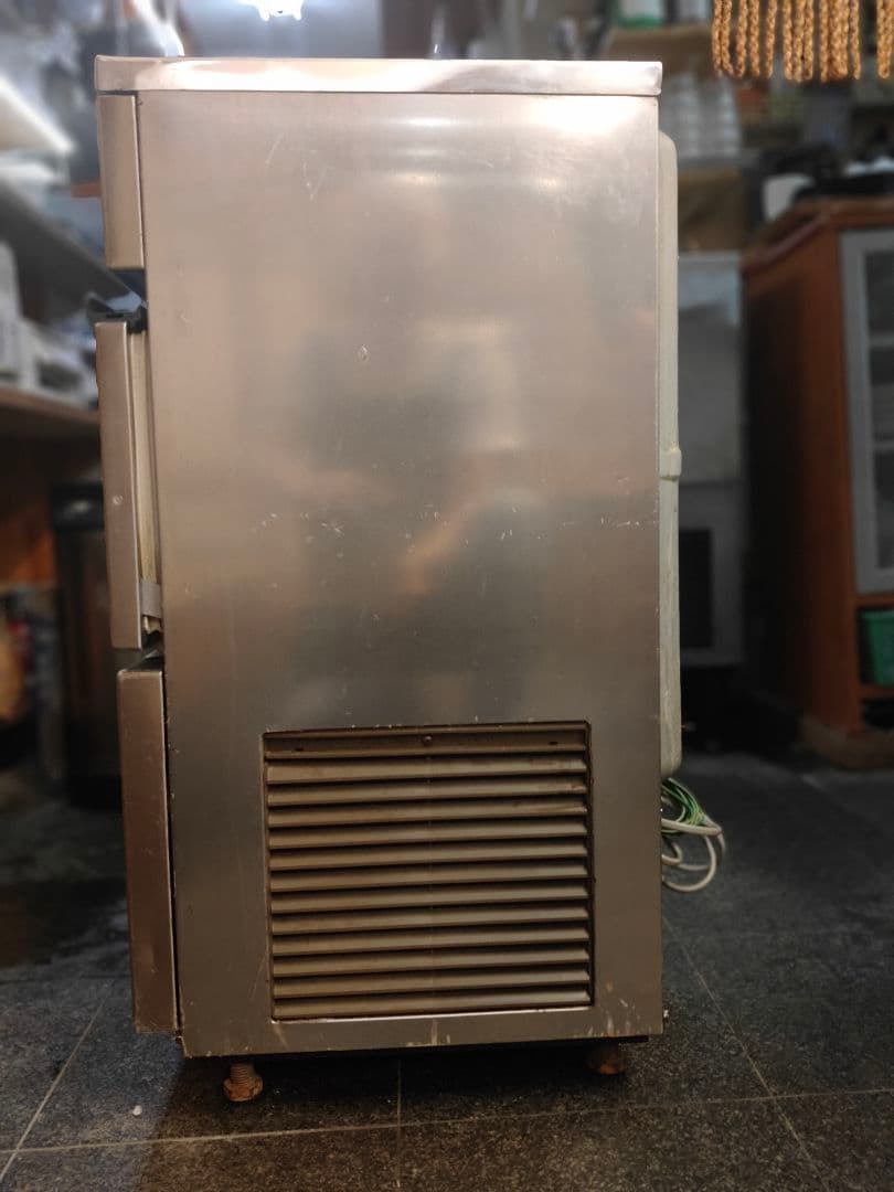 【氷の錬金術師⠀】ホシザキ製氷機 IM-25L-1 製造番号K11371