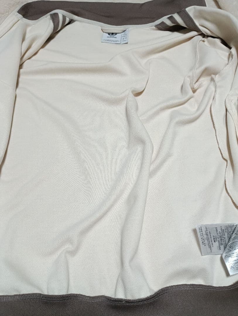 adidas ベージュ クラシック L 美品 JP2522