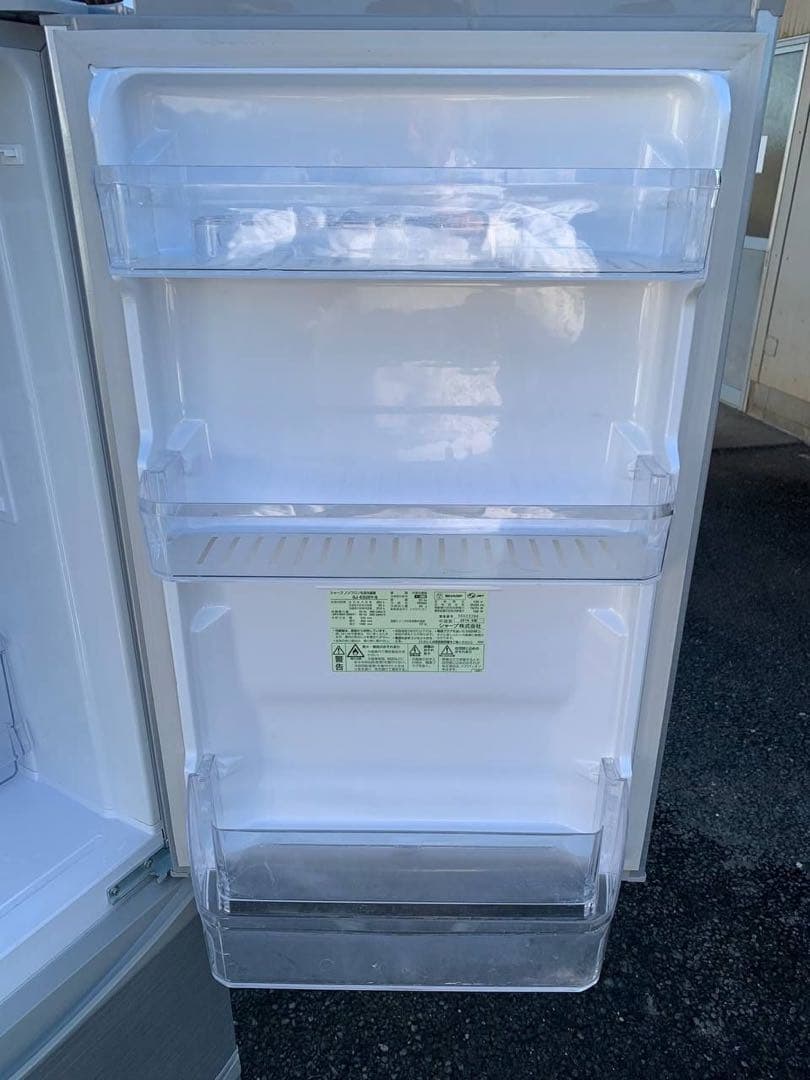 送料設置無料　SHARP ノンフロン冷凍冷蔵庫　SJ-D14F-S