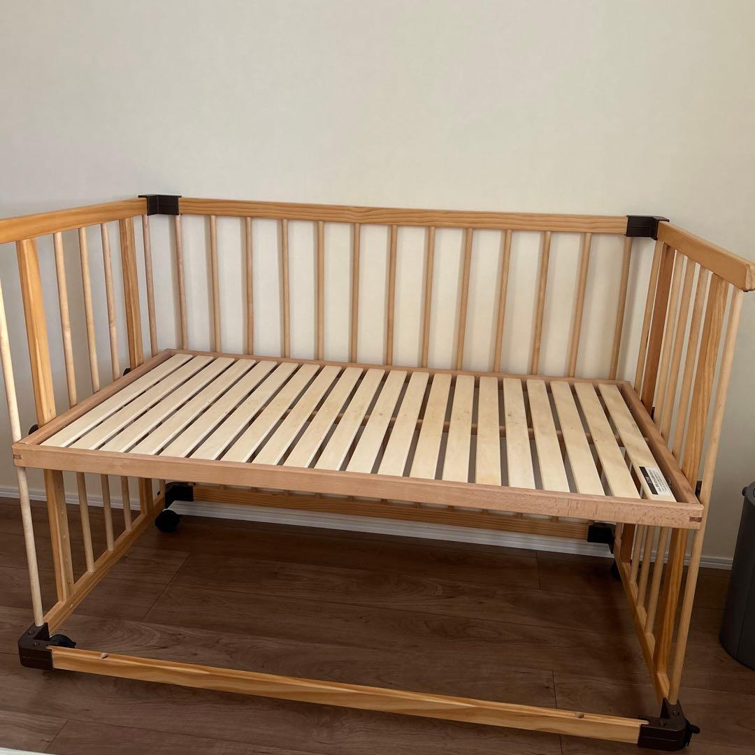 ファルスカ ベッドサイドベッド03