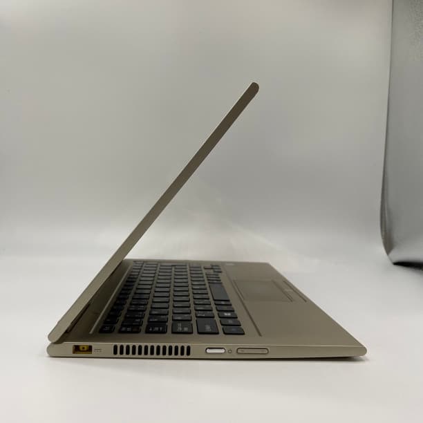 フルHD 美品 13 NEC i7-7 SSD256GB オフィス 2in1