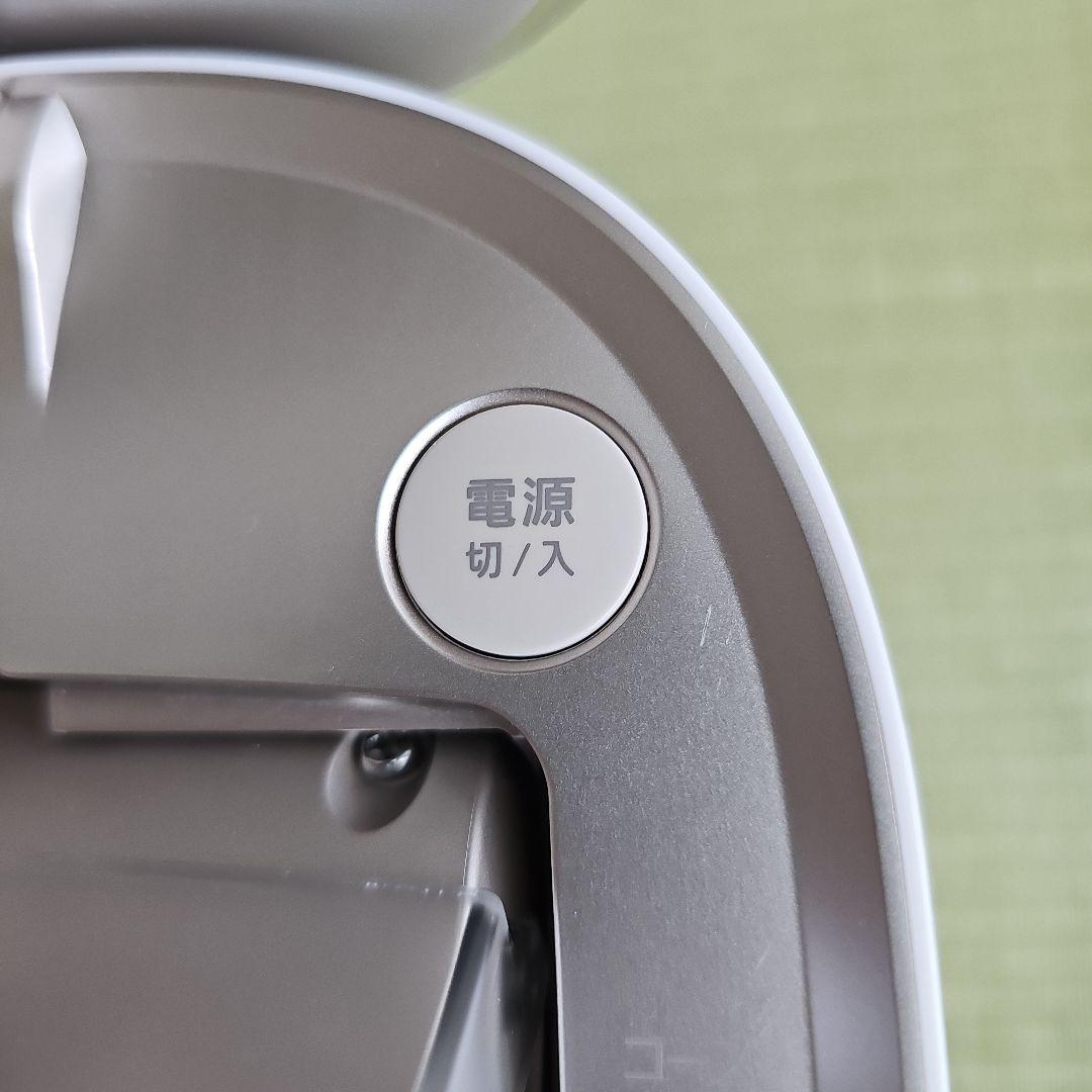 【mami.】Panasonic ナノケア美顔器 ホワイトEH-SA0B