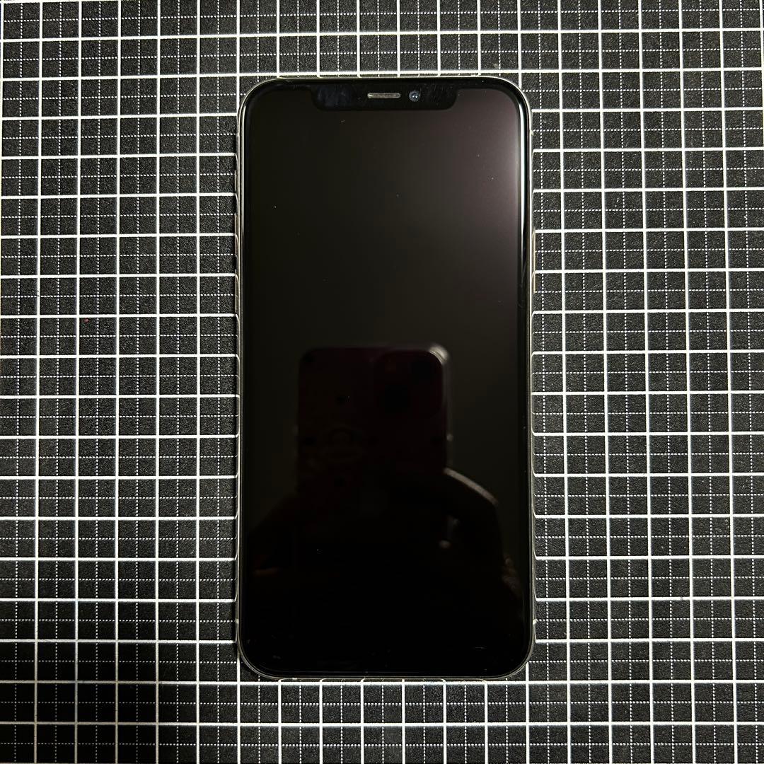 iPhone 11 Pro シルバー256GB 一部不具合 小傷有