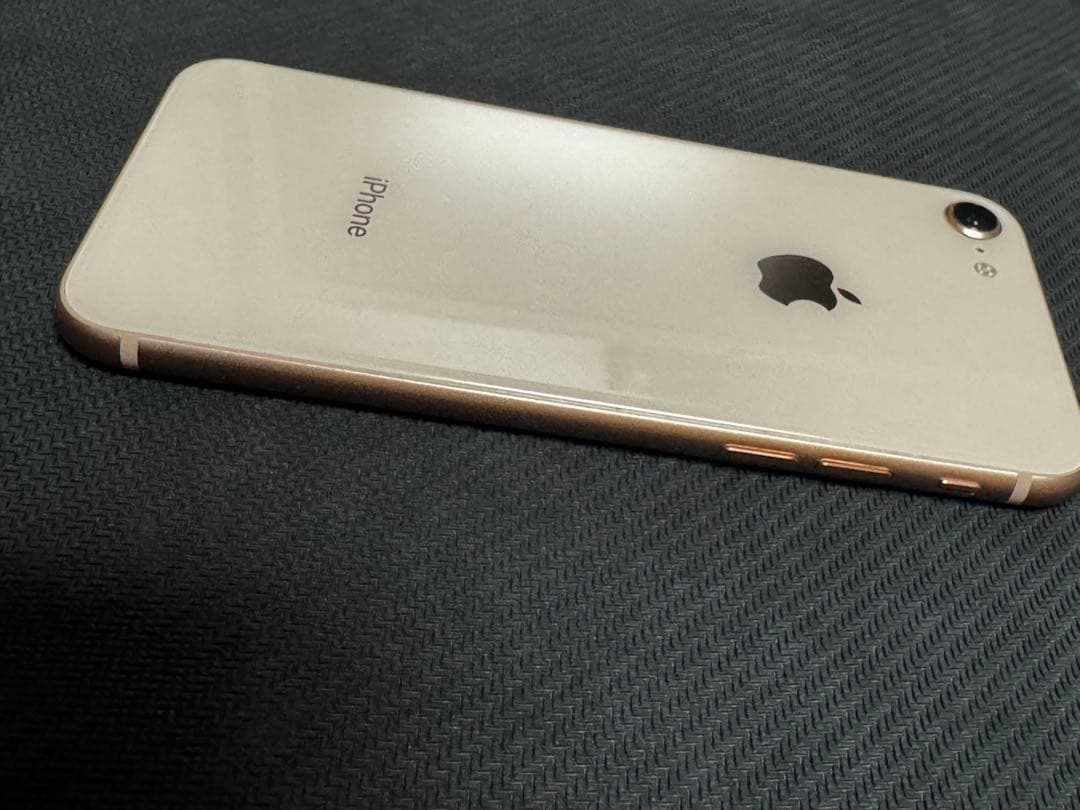 スマートフォン本体 iPhone 8 64GB