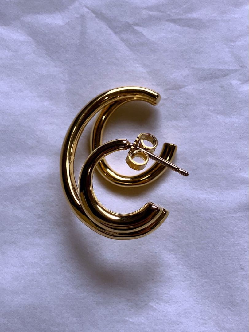 最終価格【新品未使用】【 CHARLOTTE CHESNAIS 】フープピアス