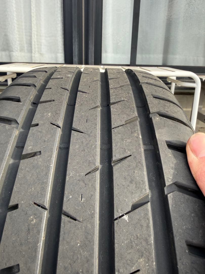 RAYS ZE40 18×8.5j+50 4本