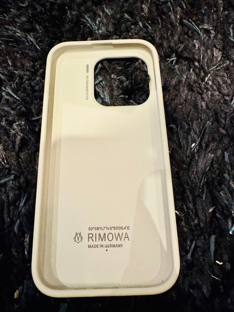 RIMOWA iPhone15pro ケース