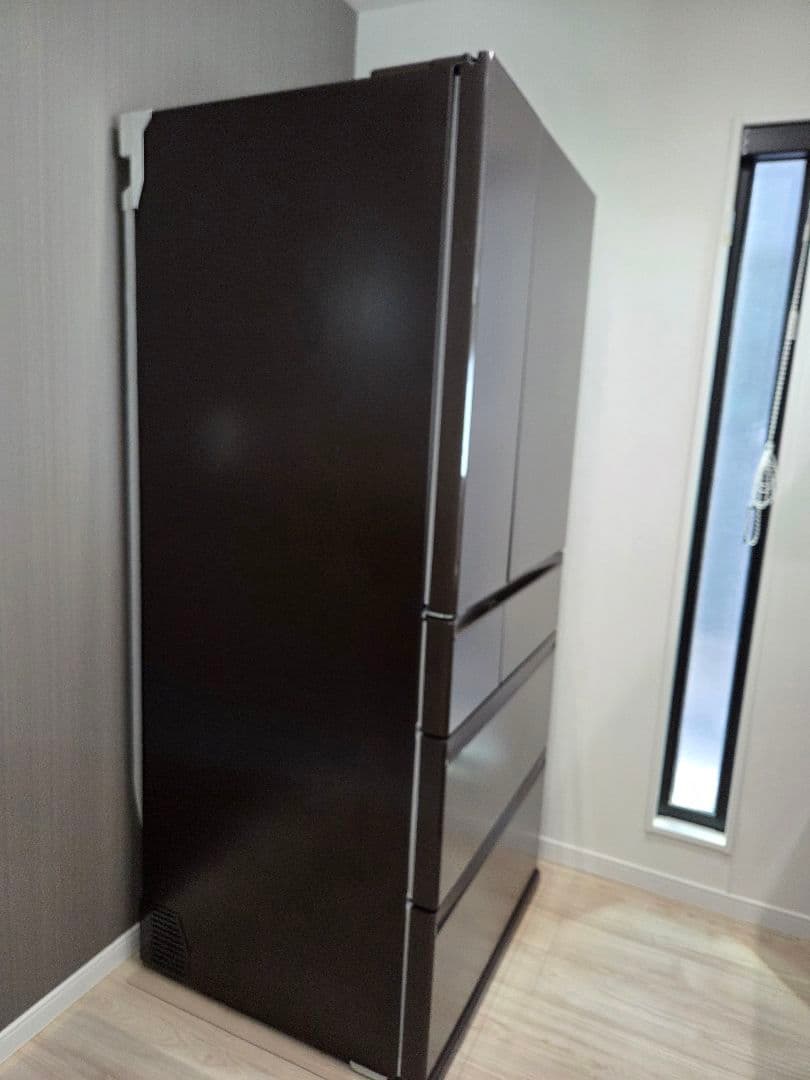 三菱電機　冷蔵庫700l　MR-WXD70G-XT1　2022年製