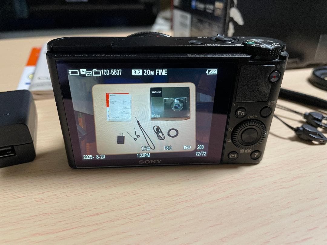 SONY Cyber-shot DSC-RX100 本体