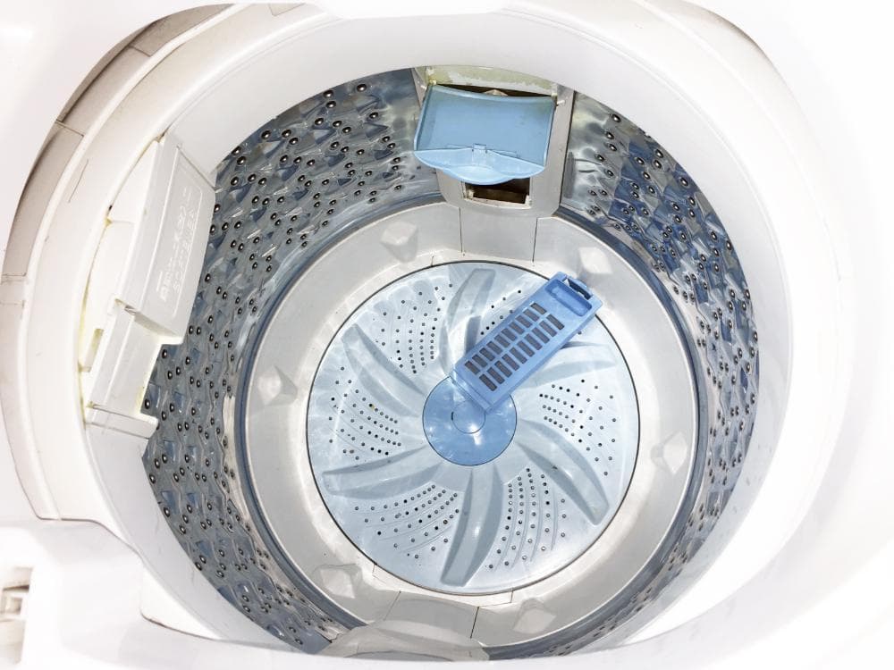 送料無料★東芝 5㎏ 洗濯機【AW-5G2】