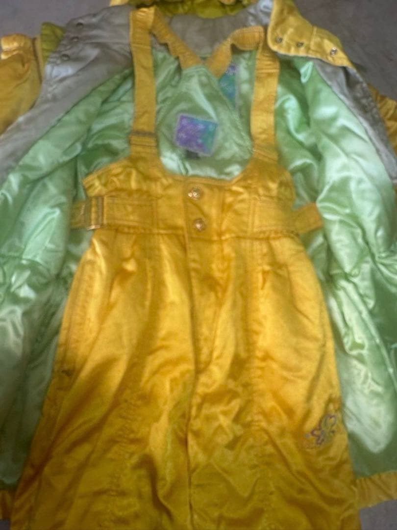 美品　エレッセ　Ellesse スキーウェア　レディース　スノーボード