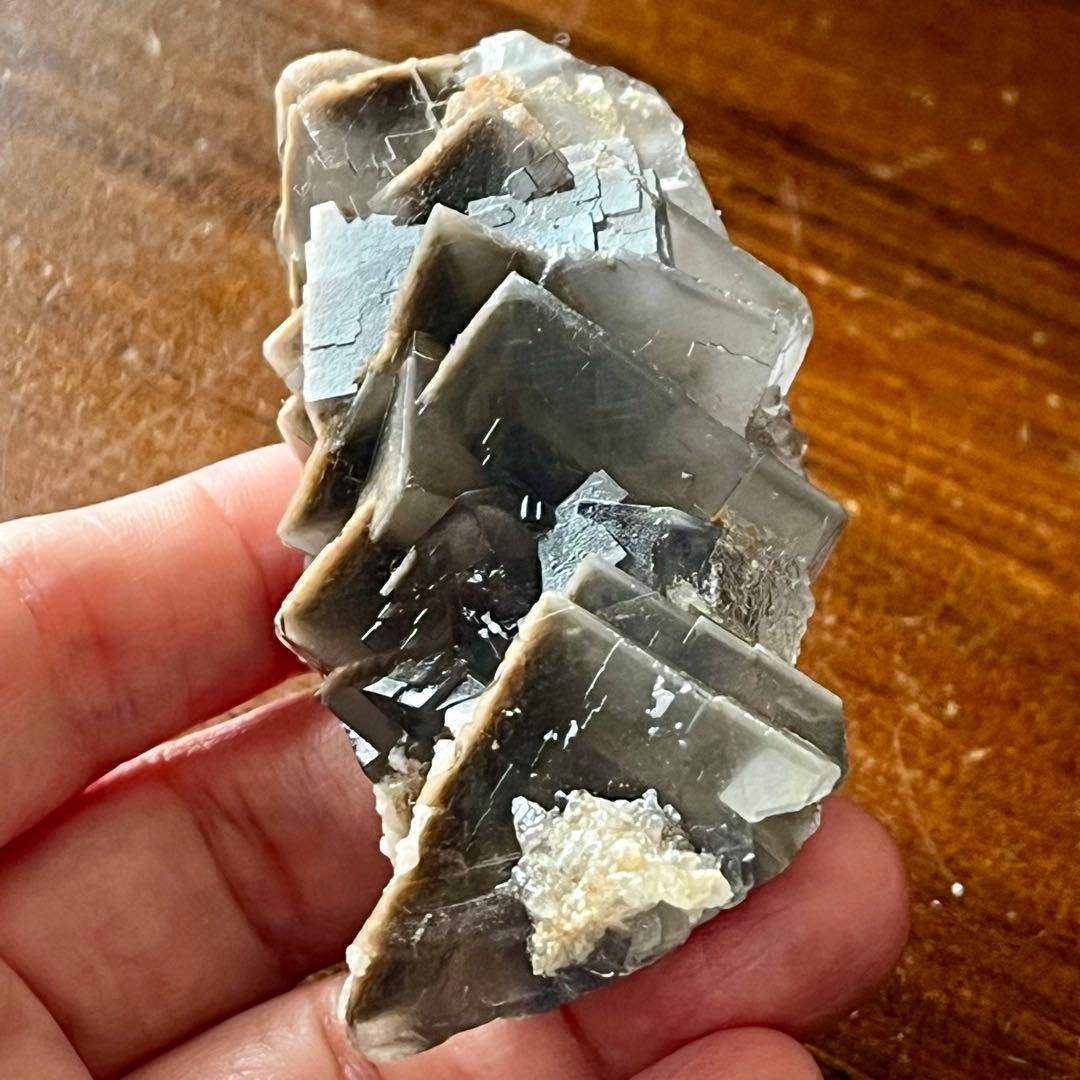 ゾーニング フローライト グレー 561.25ct 一点物 蛍石 原石 鑑賞石