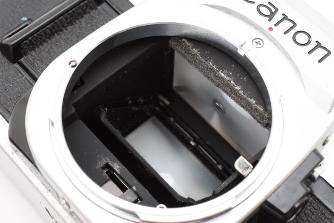 フィルムカメラ Canon AE-1 Silver + FD 50mm f1.8 s.c