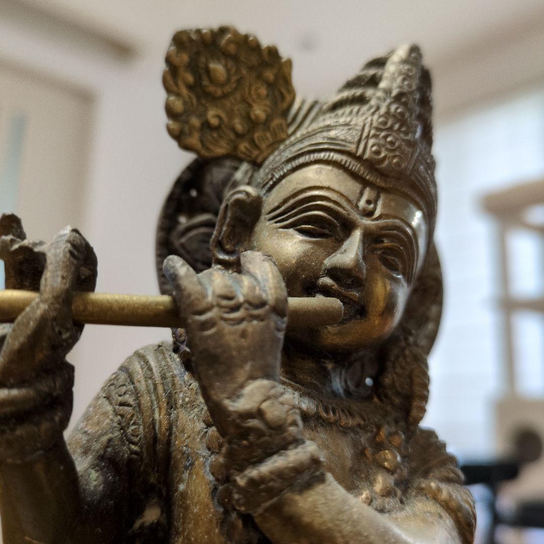 銅置物　お洒落なアジアン仏像？　28cm