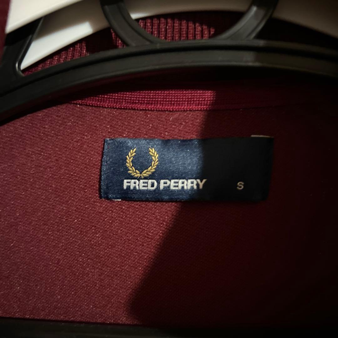 フレッドペリー　トラックジャケット