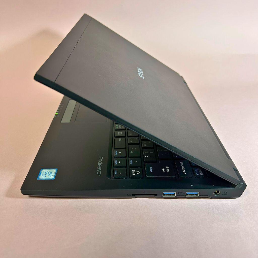 エプソンノートPC i5 SSD256GB メモリ16GB Win11 カメラ付