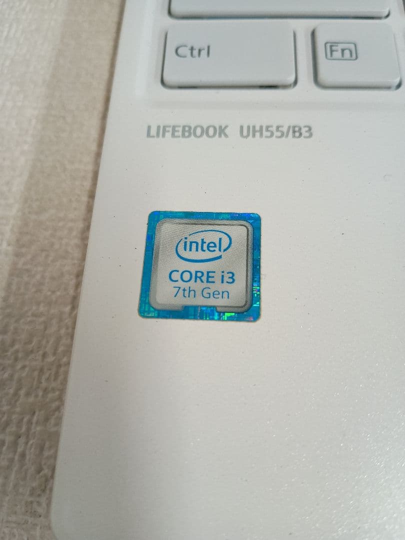 Windowsノート本体 LIFEBOOK UH55/B3 Intel Core i3