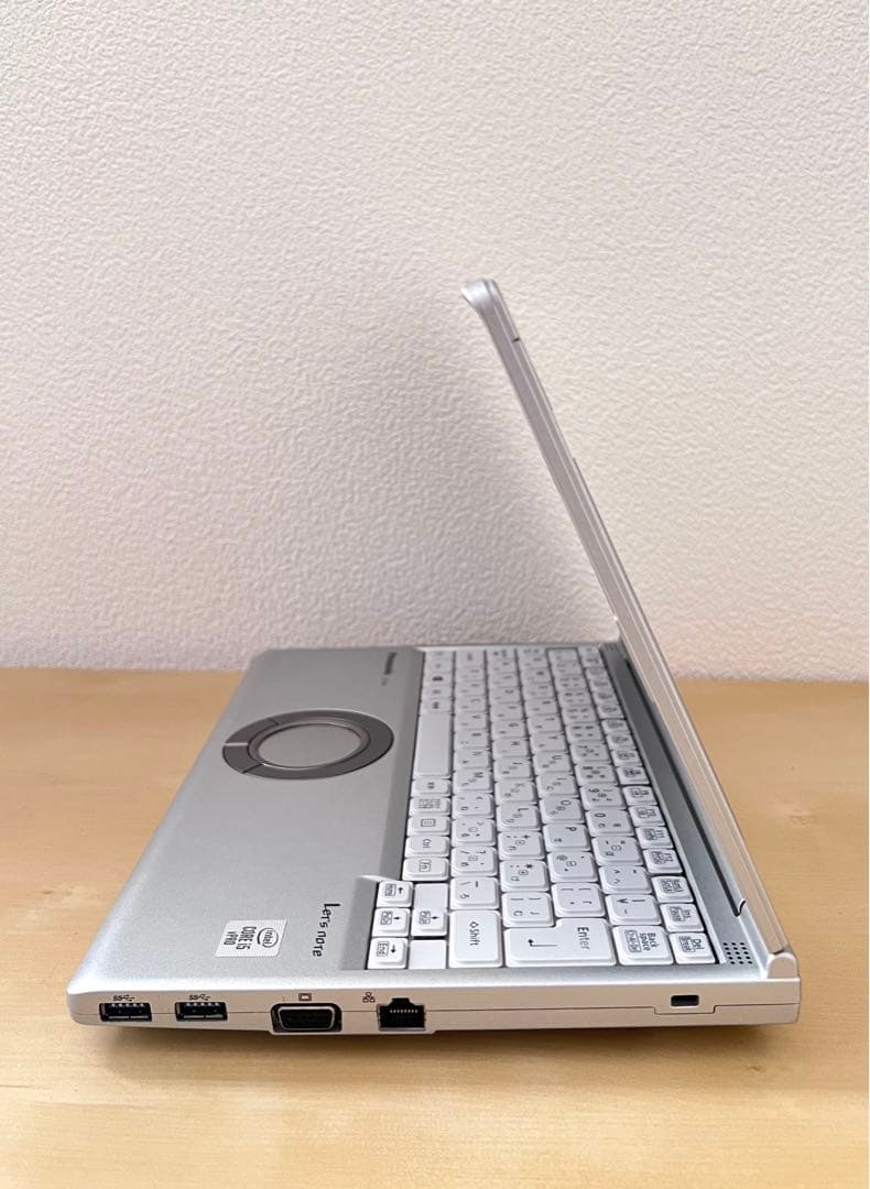 レッツノート CF-SV9 メモリ8GB /10世代i5/office付き