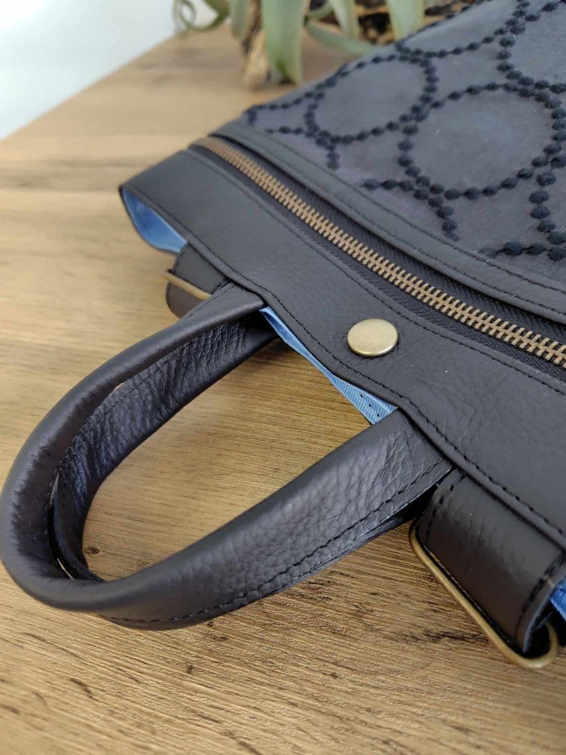 ミナペルホネン/tambourineタンバリンチャコール/A４サイズリュック