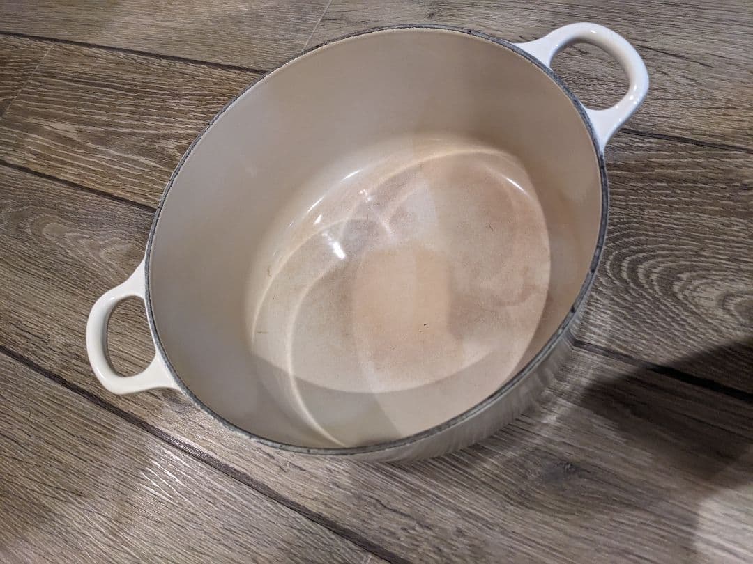 箱付き LE CREUSET 鋳鉄製 24 DUNE ココットロンド 希少カラー