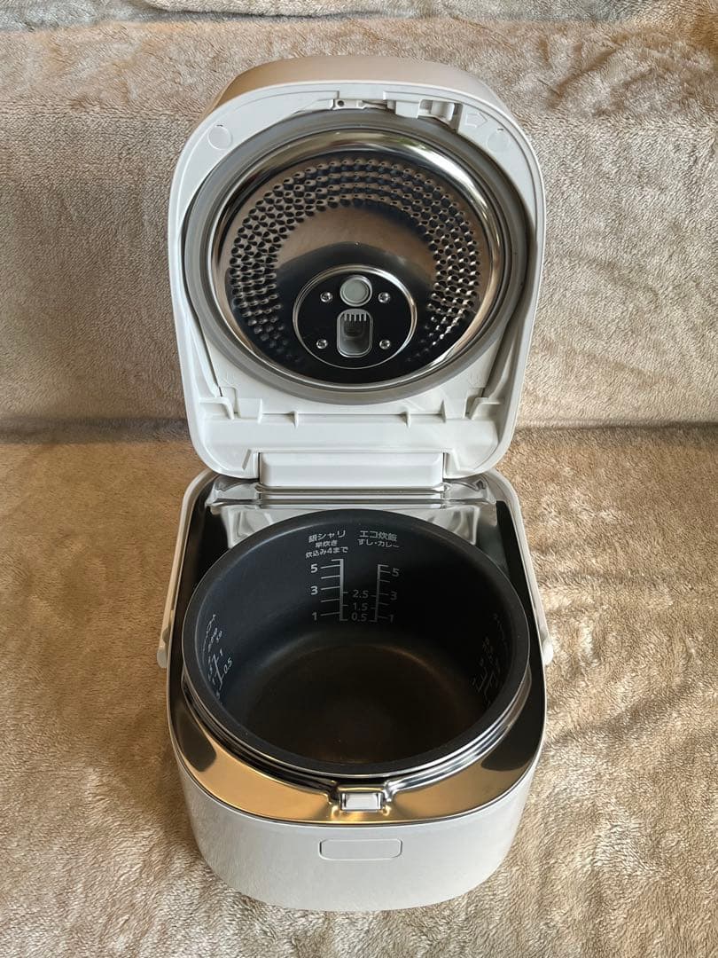 Panasonic パナソニック 炊飯器 IHジャー　SR-UNX101