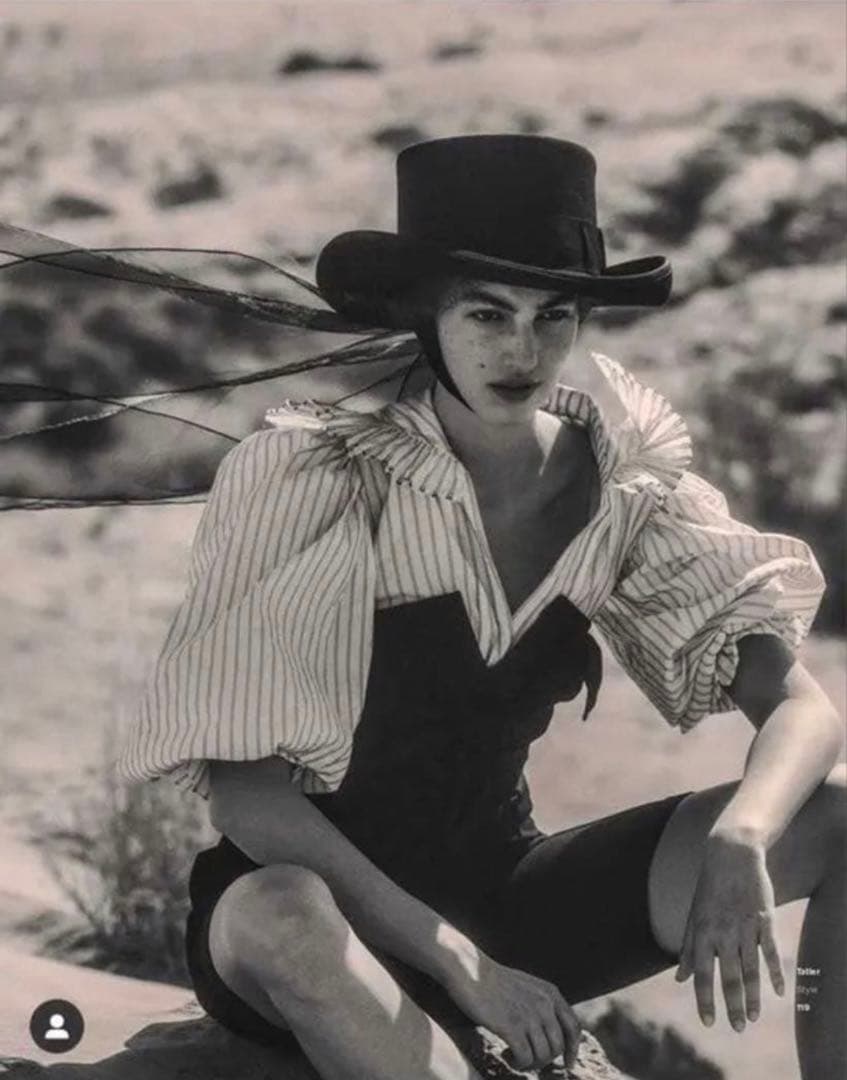 【新品】フィロソフィー　フリル衿 ボリューム　ブラウス