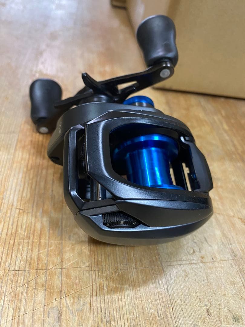 SHIMANO 20 SLX DC 70HG中古