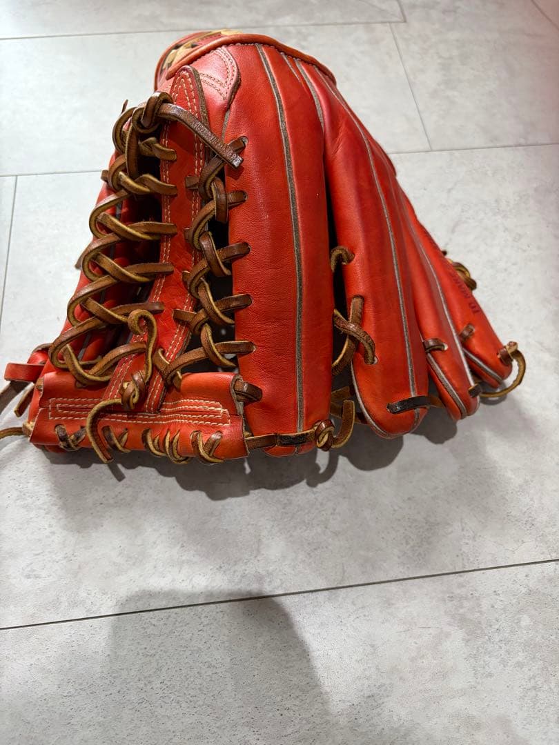 アンダーアーマー硬式グローブ　柳田モデル　RED