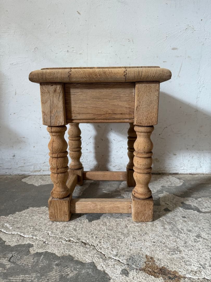 ビンテージ サイドテーブル ベッドサイドテーブル　小　剥離