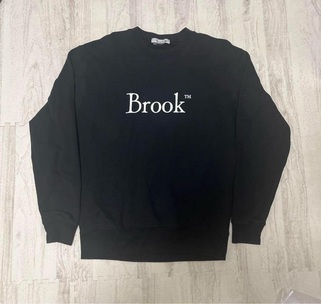 Brook 黒スウェット
