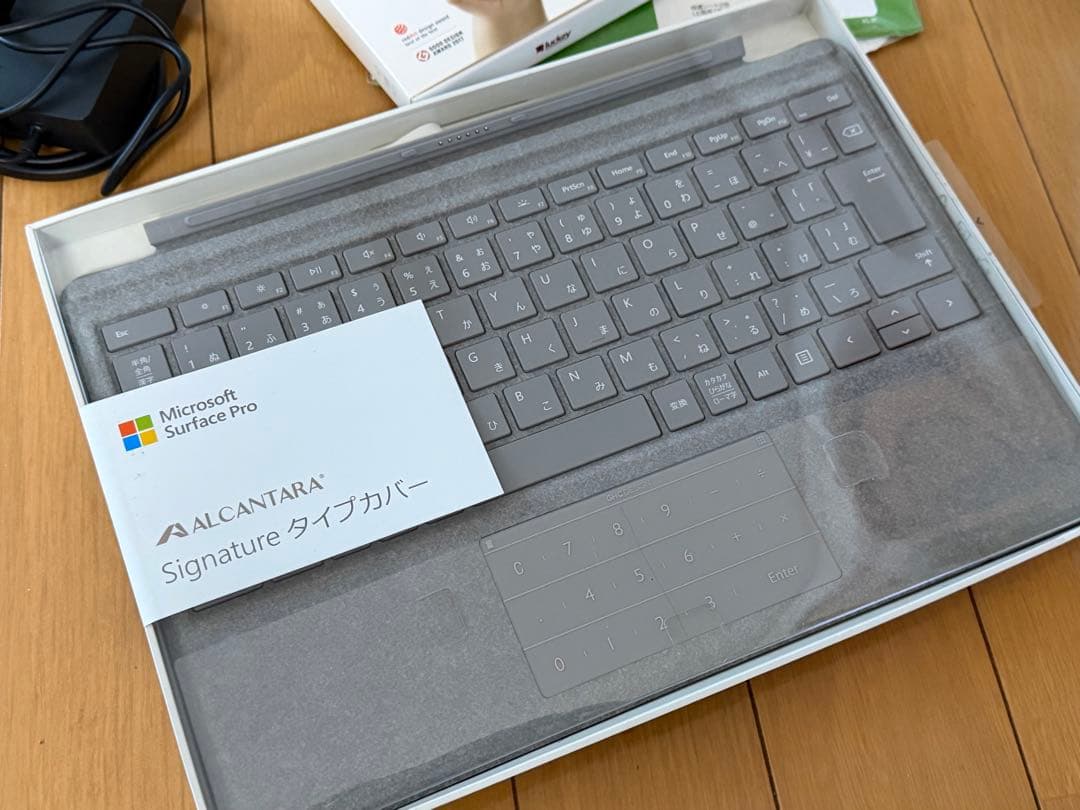 【付属品多数】 Surface Pro5 (4GB/128)