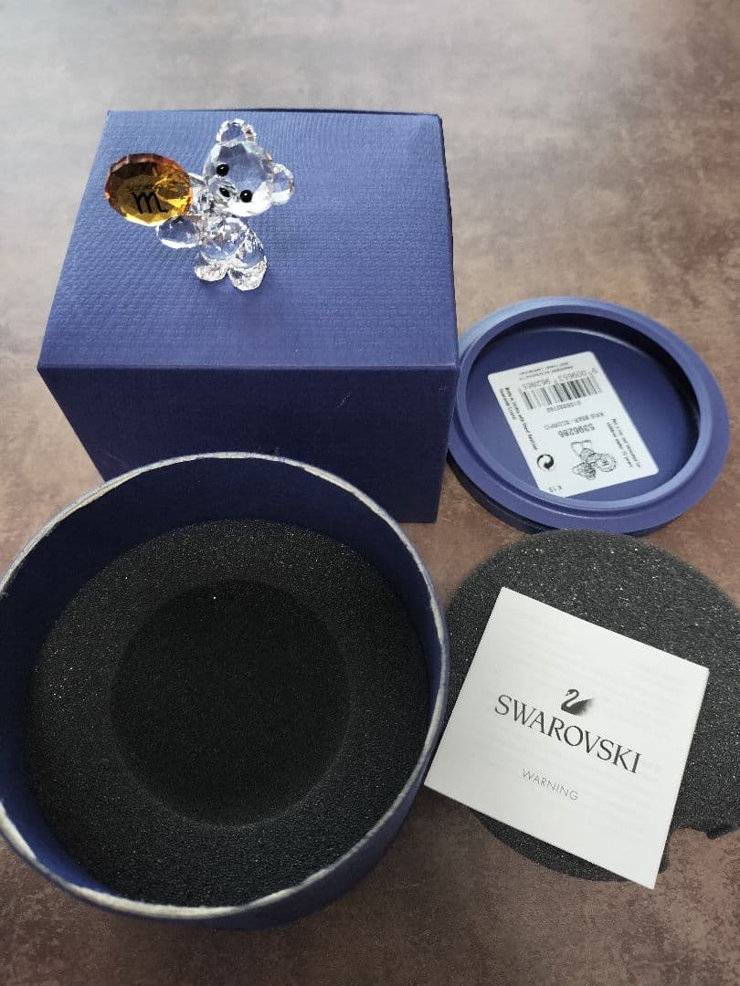 SWAROVSKI くま　置き物