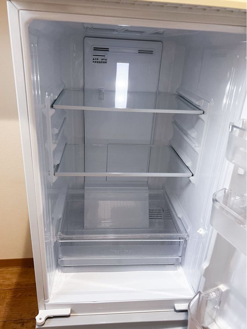 【年内売り切り】交渉可 SHARP 167L 冷凍冷蔵庫 SJ-17E5-KW