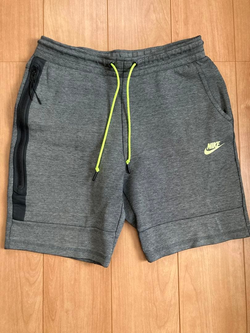 廃番モデル NIKE テックフリース 上下セット トレーナー ショート パンツ