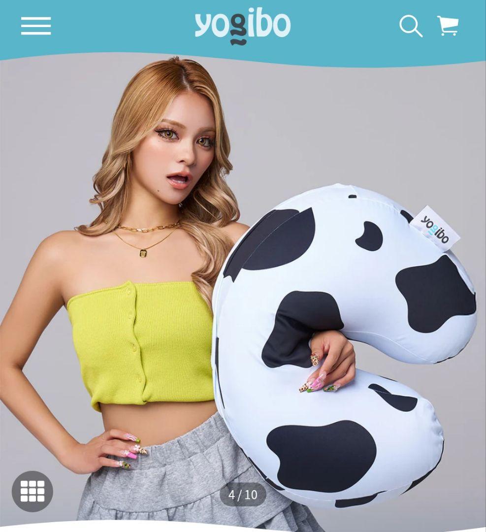 ビーズクッション・クッションソファ Yogibo Mega Moon Pillow Cow/Dot Edition