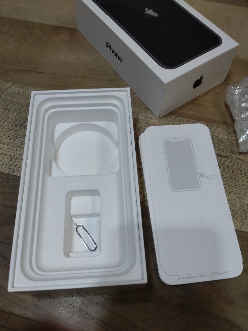 iPhone11/128G/ブラック/SIMフリー/ジャンク/新品バッテリー