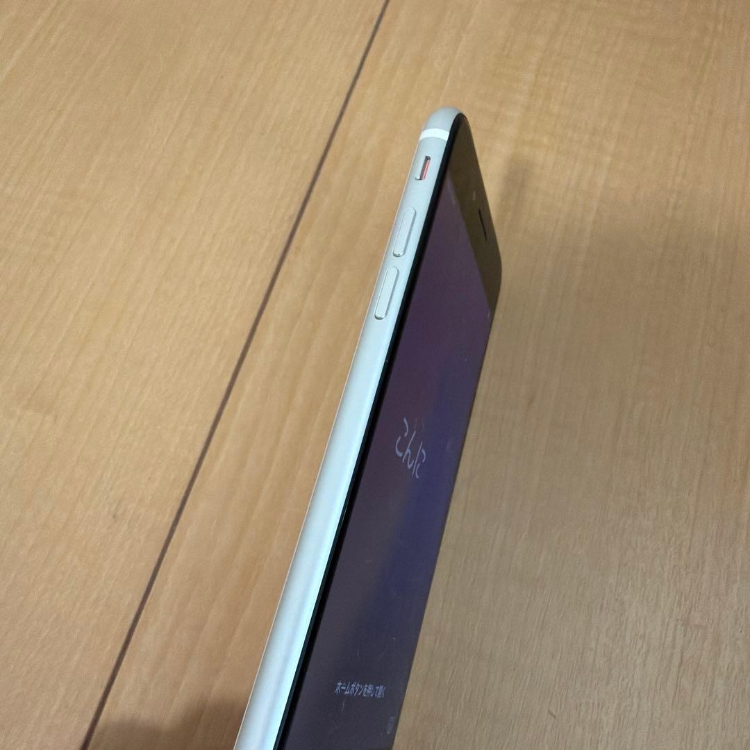 【美品】Apple iPhone SE 第2世代 64GB SIMフリー　白