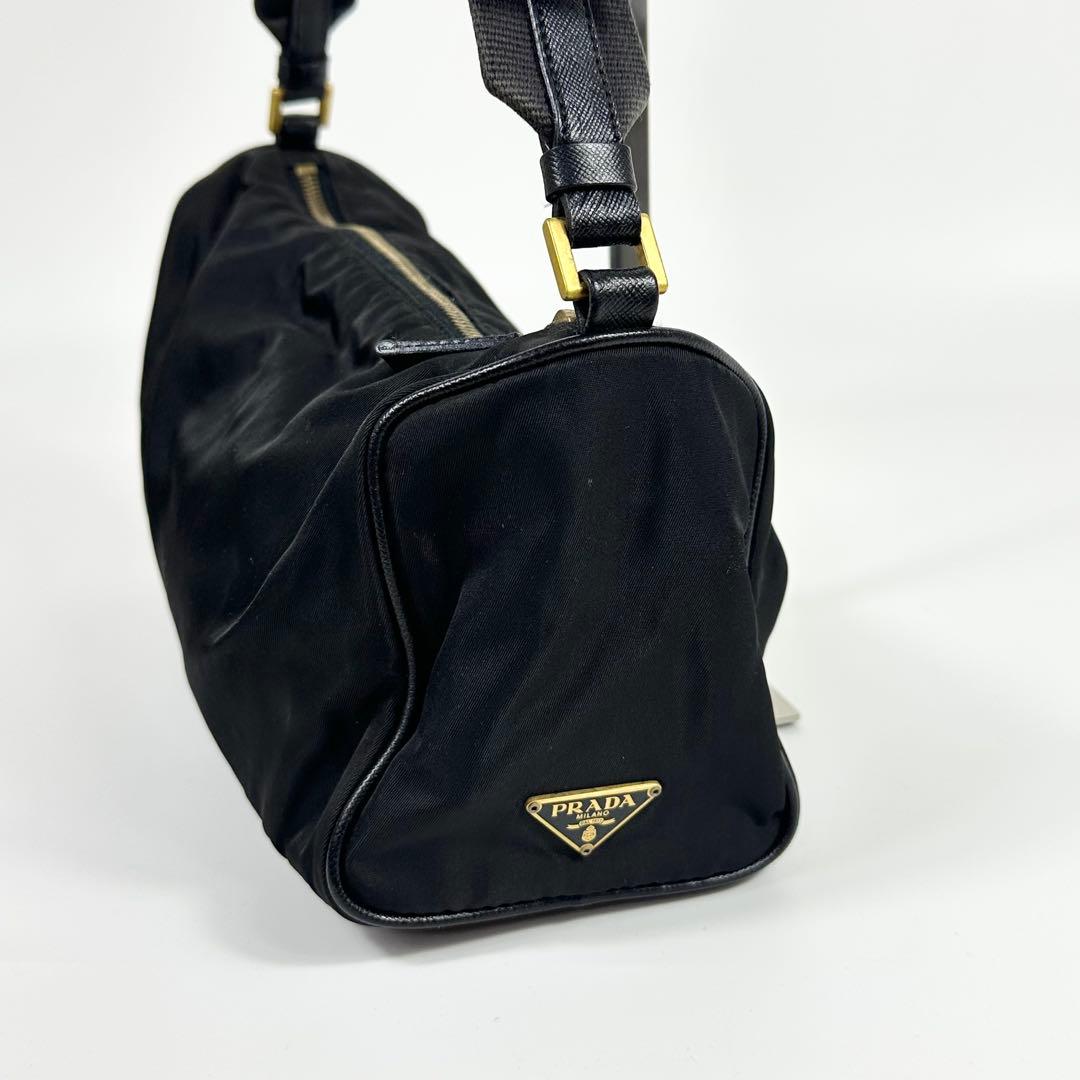 PRADA ワンショルダーバッグ レザーナイロン 3角ロゴ