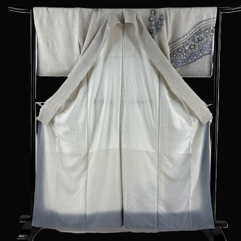 藤娘きぬたや 落款あり 薄グレー 訪問着