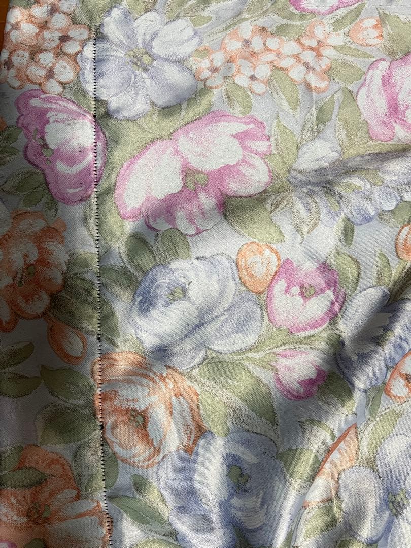 花柄 光沢カーテン