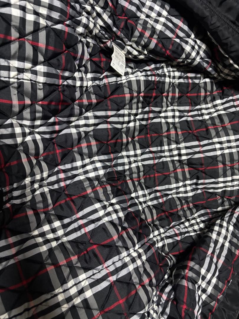 美品　バーバリー　ブラックレーベル　ナイロン　中綿ジャケット　ミリタリー