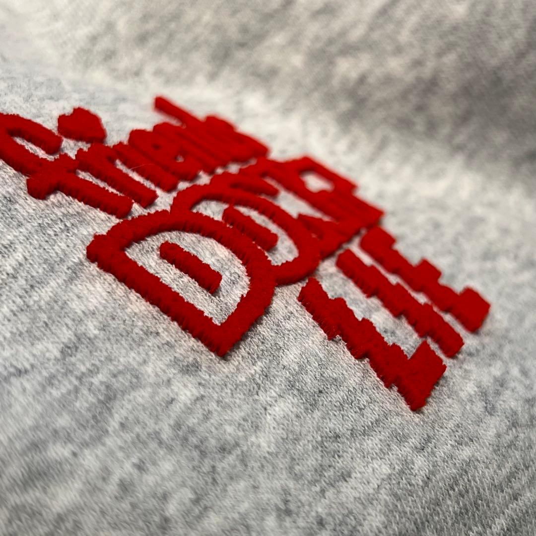 STRANGER THINGS ニコアンドコラボ 缶バッチ付きパーカー　Mサイズ