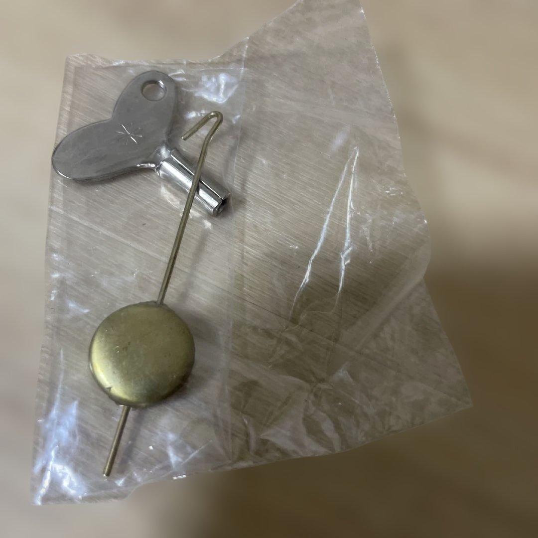 ドイツ製 ククー時計 伝統的なデザイン. Ln541