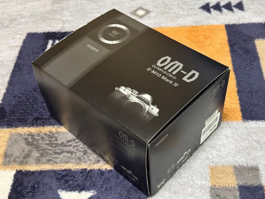 OLYMPUS OM-D E-M10 Mark IV ダブルズームキット