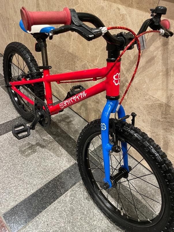 ヨツバサイクル-18インチ-ヒーローレッド-junior-手渡しのみ