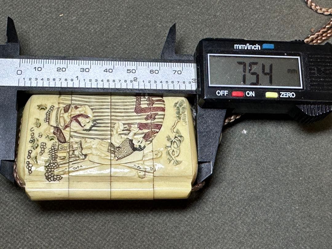 極上　印籠　根付　天然素材　置物　古美術品　 細密細工　骨董　アンティーク