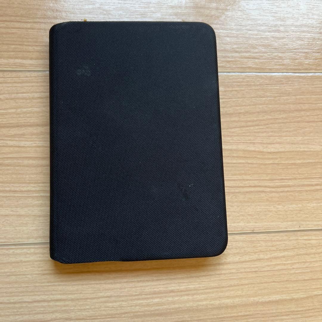 a*️様 iPad mini4 モデル 128GB シルバー 本体 キーボードケ