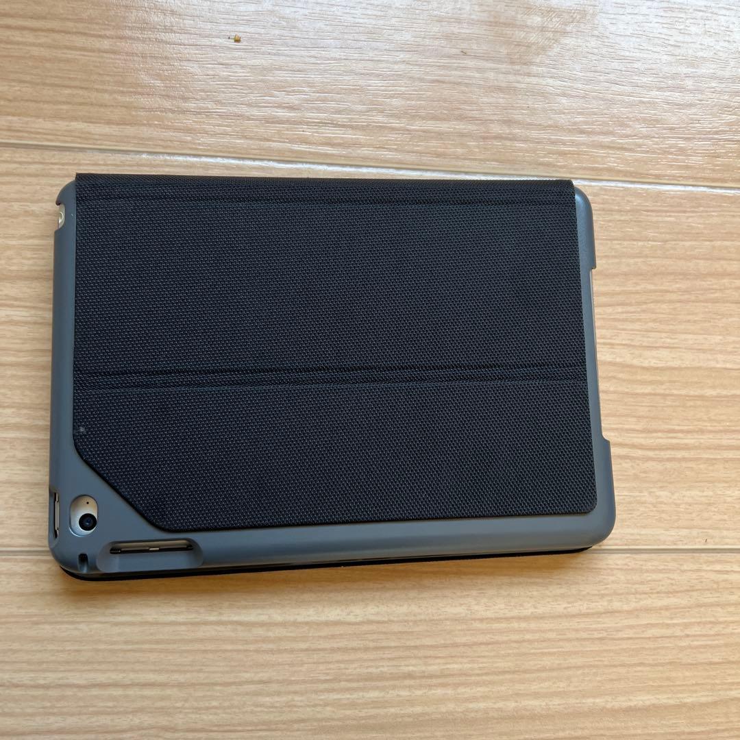a*️様 iPad mini4 モデル 128GB シルバー 本体 キーボードケ