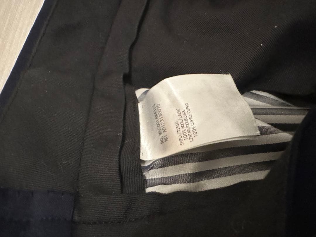 【最終】トムブラウン　スーツ　上下ジャケットネイビー